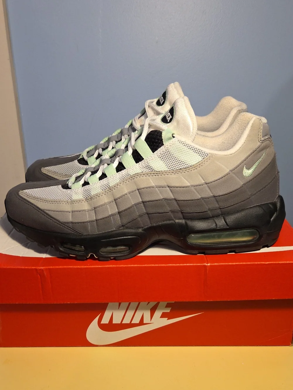 Nike Air Max 95 'Fresh Mint' 2019 Size 10.5